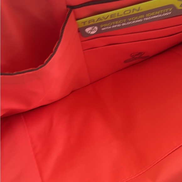 New Travelon Anti-Theft Signature Messenger Bag Gray Brown. Red Interior. - Picture 6 of 11